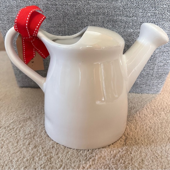 Rae Dunn LOVE watering can - Picture 4 of 4